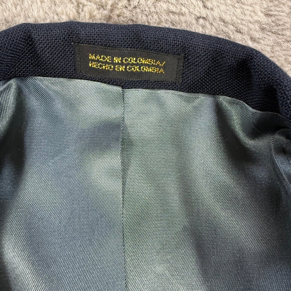 Classic Stafford Men's Navy Blazer Sports Jacket with Gold Buttons Sz 40R - Picture 10 of 11